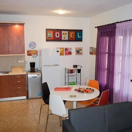 Mikiverna Houses By Miltiadis Apartment Kalyves Polygyrou