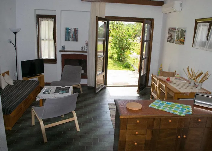 Mikiverna By Miltiadis